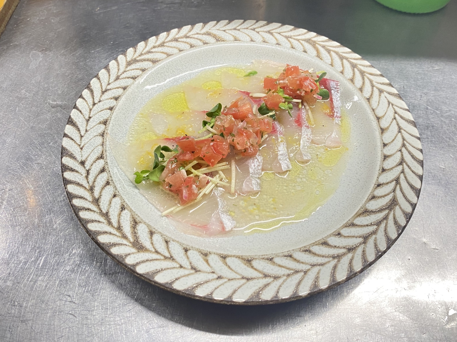 かんぱちのカルパッチョ 瀬戸田レモンのソース